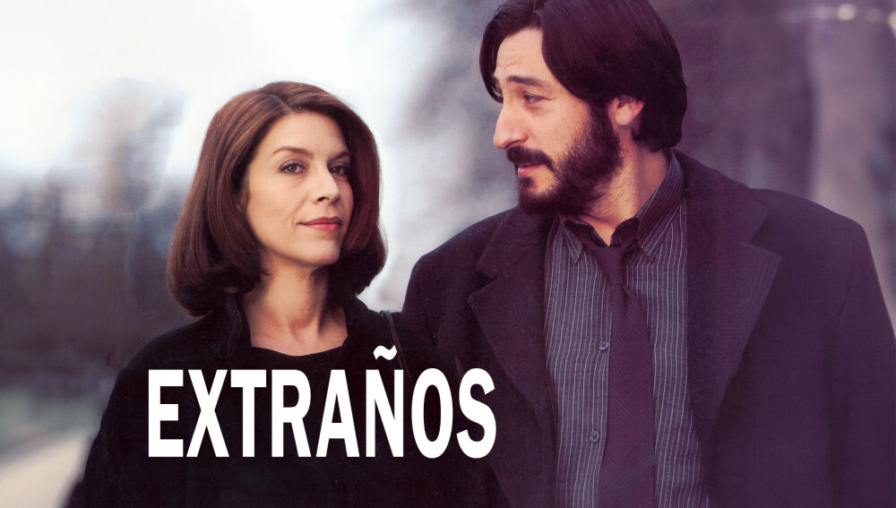 'Extraños', 1 de noviembre